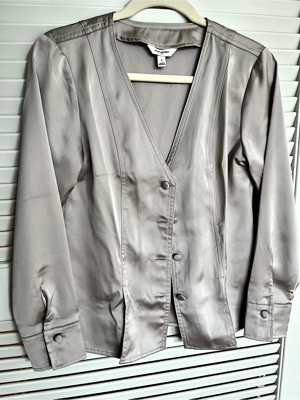 Banana Republic Gray Button-Front Blazer Size 2 Like New